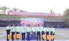 Perkuat Sinergitas TNI-Polri, Polwan Polda Papua Barat dan Kowad Kodam XVIII/Kasuari Gelar Ekshibisi Menembak Persahabatan