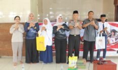 Sambut HUT Humas Polri Ke-75,Bidhumas Polda Papua Barat Gelar Bakti Sosial dan Sosialisasi HIV/Aids di Pondok Pesantren Hidayatullah